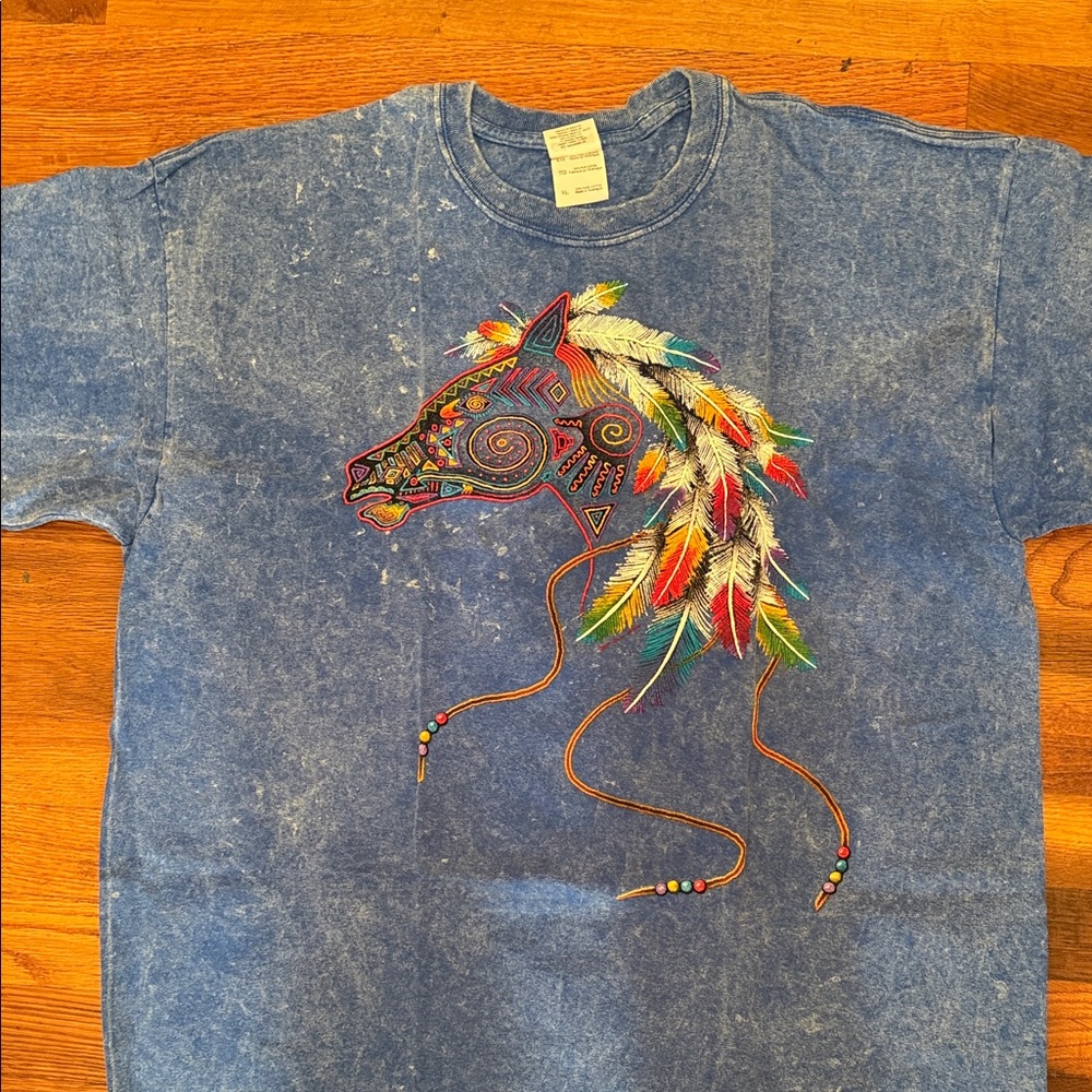*NWT* Gildan Blue Graphic Tee with Colorful Horse Design